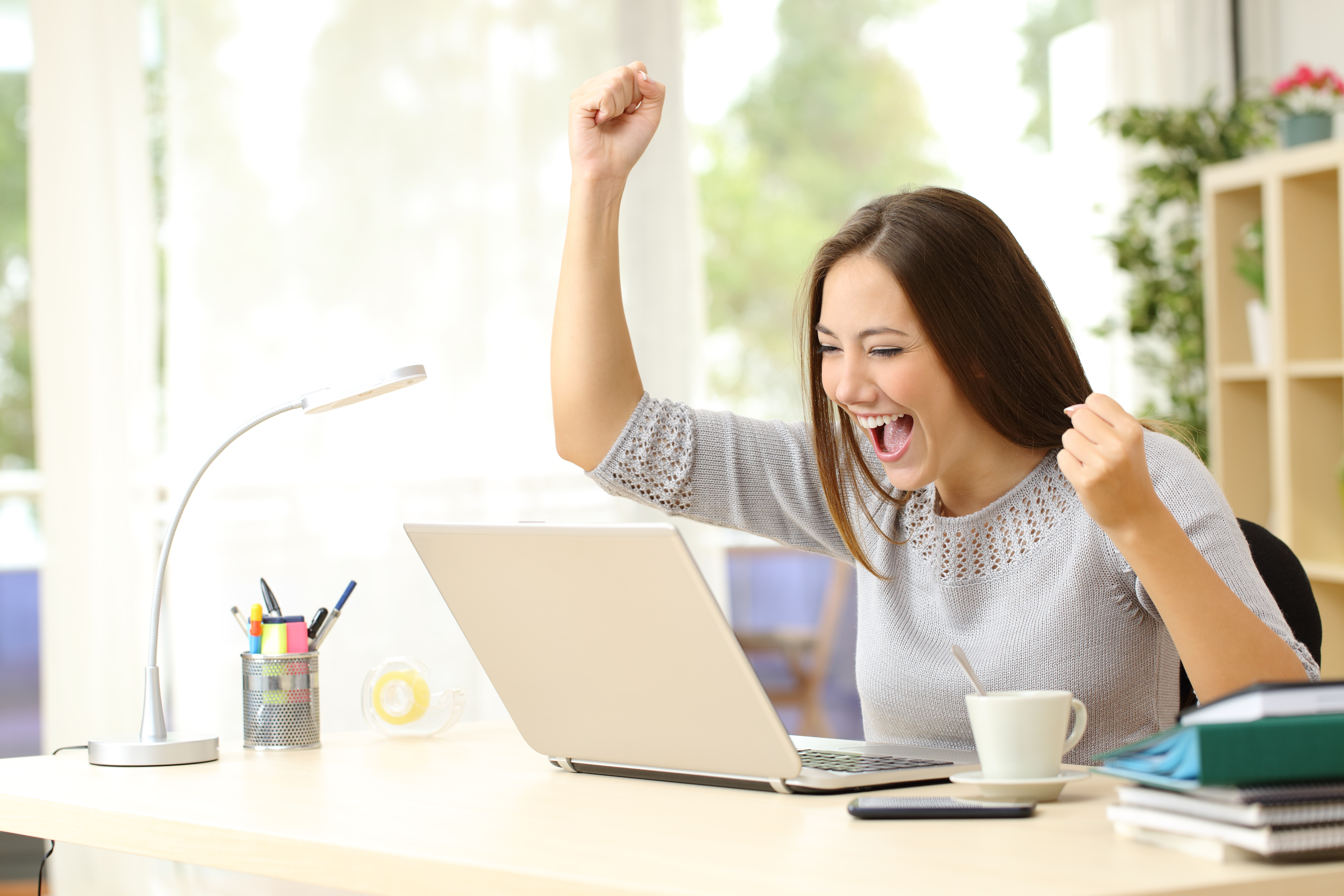 7 Reasons You Should Start An Internet Business